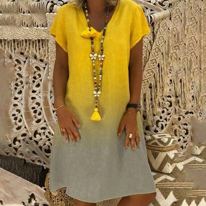Nem formális ruha rövid ujjakkal és V-nyakkal
