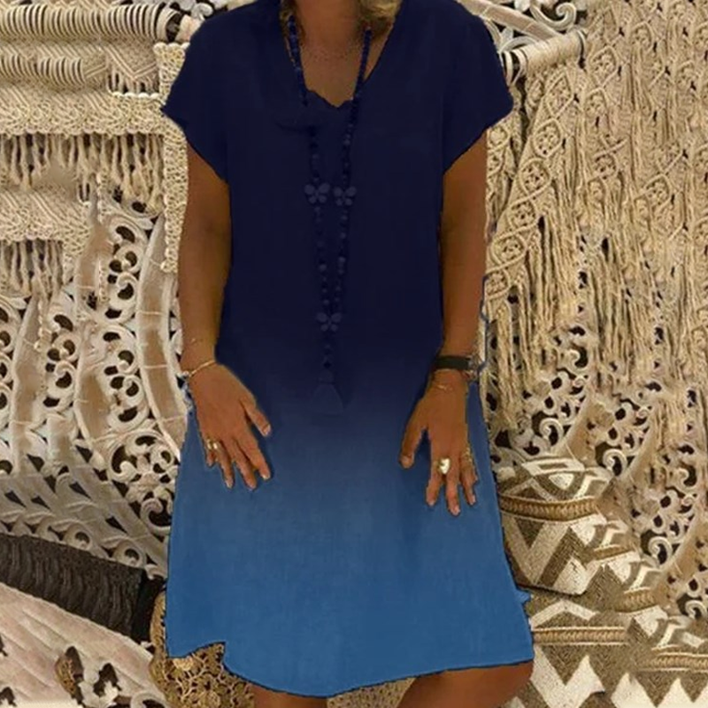 Nem formális ruha rövid ujjakkal és V-nyakkal