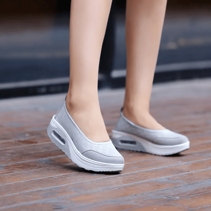 ✨Women's everyday comfortable, breathable, shock-resistant orthopedic slip-on sneakers with arch support