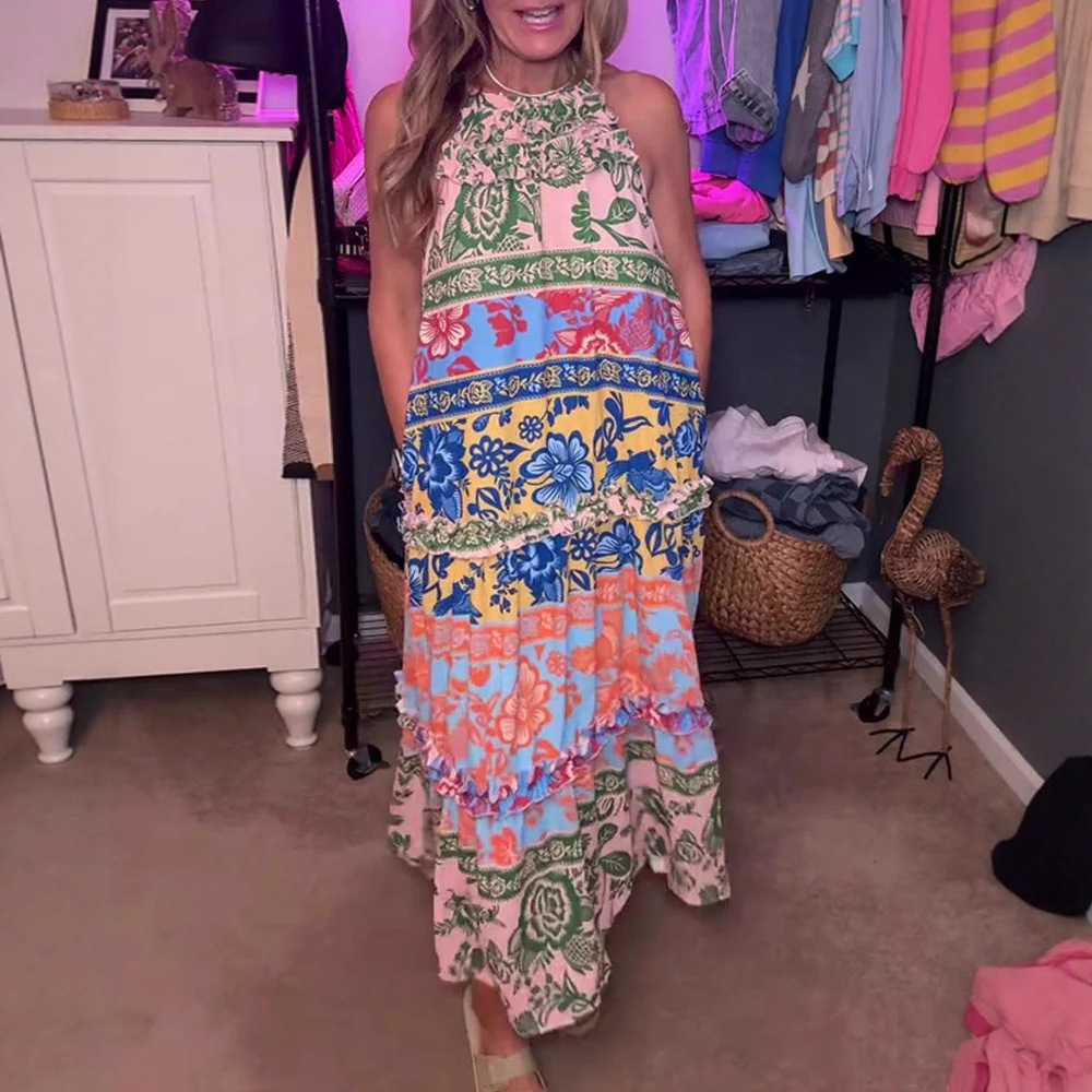 Sukienka bez rękawów z kwiatowym nadrukiem i panelami