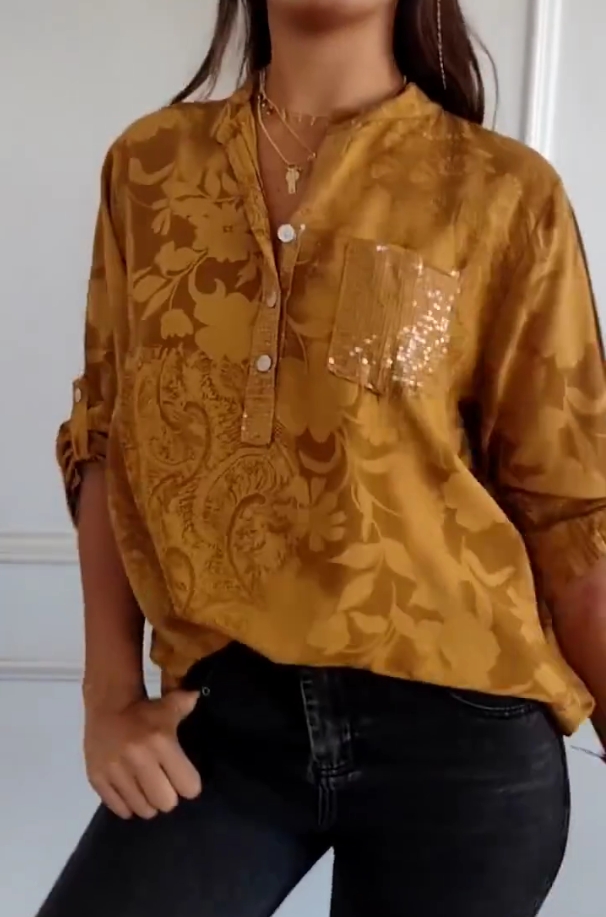 Damski top z nadrukiem na klapie i regulowanymi rękawami