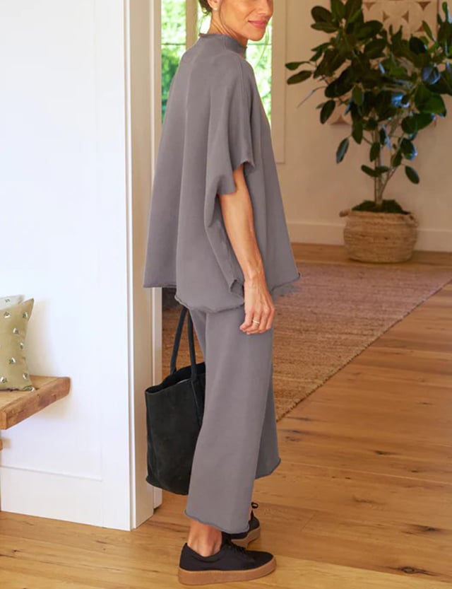 New women from the sleeves Batwing 3/4 Capelet wide leg pants ✨